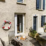Nature, Spacieux By Les Filles Du Bord De Mer, Petite Terrasse Vue * Port-en-Bessin-Huppain